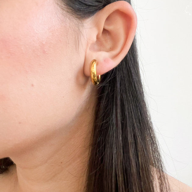 Bold Gold Hoop